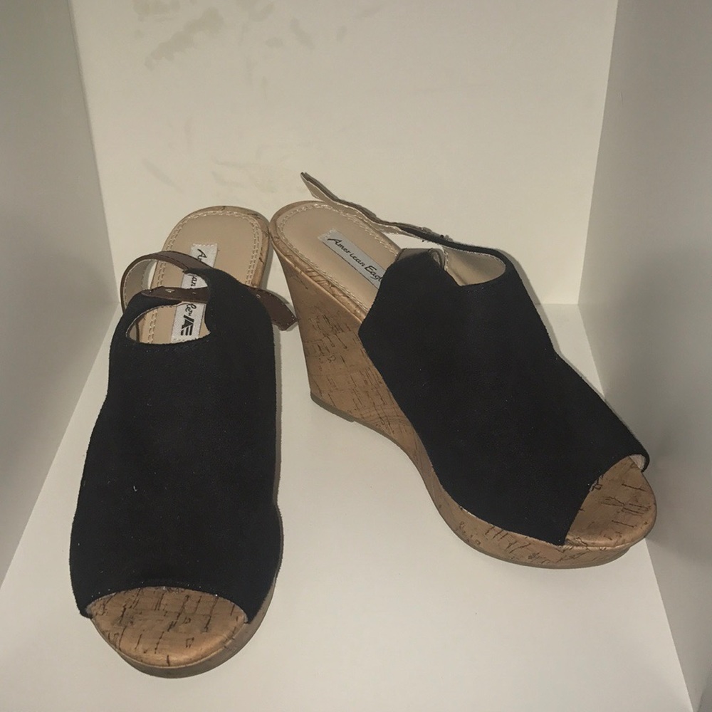 Black peep toe wedges